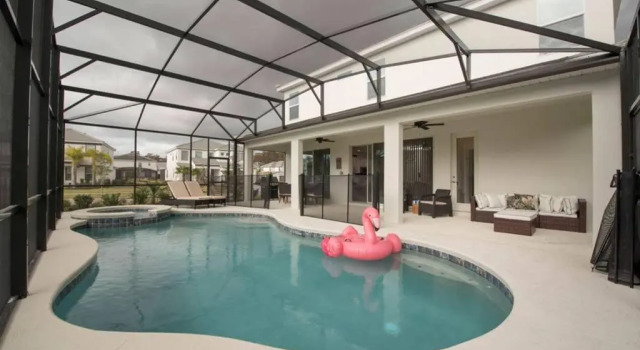 Bella Vida Resorts 9 themed bd/private pool near Disney, Забронировать Отель СПА-отели Киссимми, рядом с Блошиный рынок «192», SPA-услуги