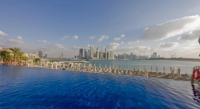 Апартаменты Sophisticated 1BR Palm Apt w Beach Access