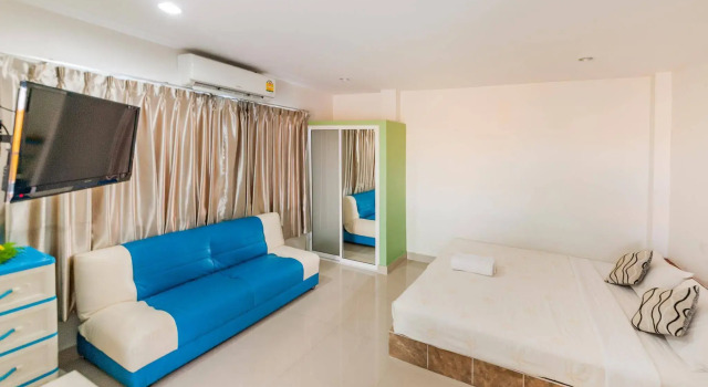 Bella Tropicana Hotel and Guesthouse