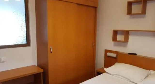 Complex Turistic Edi, Varaa Hotelli Hotellit Carpathians - Romania uima-altaalla, Uima-allas