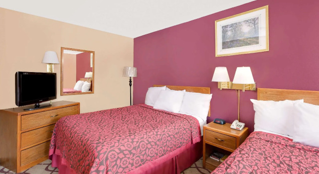 Четырёхместный номер Standard Days Inn by Wyndham North Sioux City