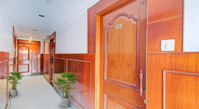 OYO Townhouse 92944 Hotel Pan Asia International