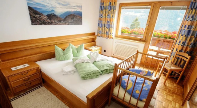 Ferienhaus Gundolf Peter, Забронировать Отель Бизнес-отели Тироля, 4* 5*