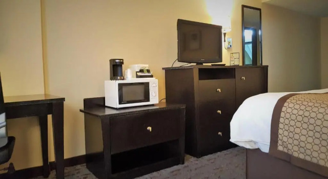 Двухместный номер Standard Baymont by Wyndham Belleville Airport Area Free Airport Shuttle