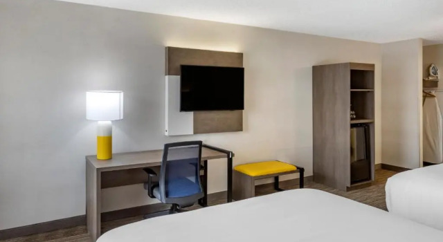Четырёхместный номер Standard Comfort Inn Paramus - Hackensack