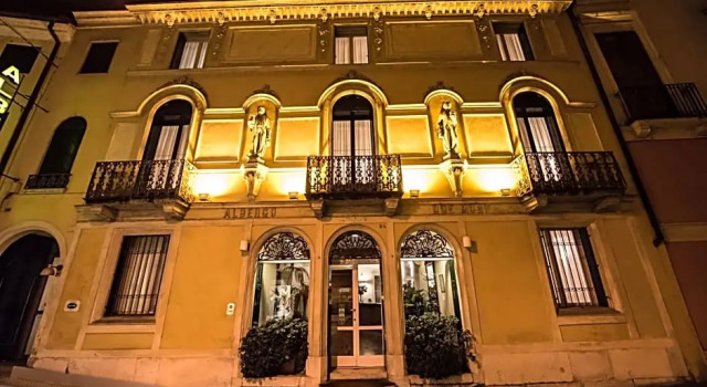 Hotel Due Mori, Забронировать Отель Виченца Венето, рядом с Town Museum