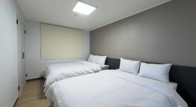 Семейный номер Standard с балконом и с видом на океан Whinstone Hotel & Resort