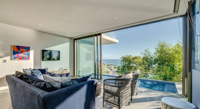 Unique Camps Bay Apartment w Private Pool Coral Sea, Забронировать Апартаменты/квартира Апартаменты Cape Peninsula, Апартаменты/квартира