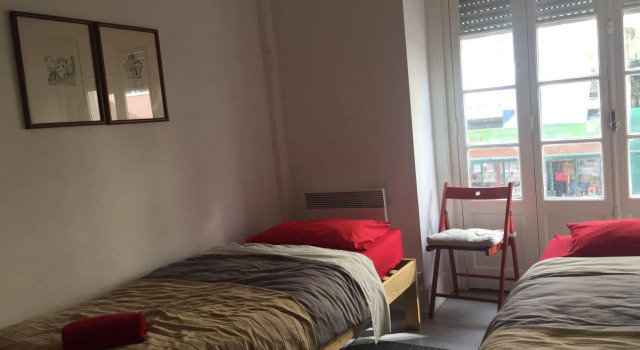 Sunny Lisbon - Guesthouse and Residence, Забронировать Отель Отели Лиссабона 3 звезды, рядом с Рештаурадориш, 3*
