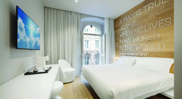 Двухместный номер Deluxe с балконом YouMe Design Place Hotel