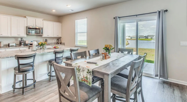 Коттедж 2 Mi to Golf: Myrtle Beach Home w/ Pool Access!