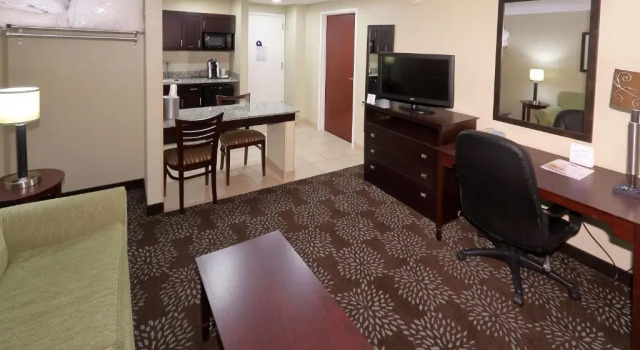 Люкс Holiday Inn Express Pittsburgh West - Greentree by IHG
