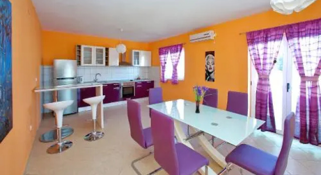 Apartment Nika, Забронировать Апартаменты/квартира Бибинье Задарская жупания, рядом с Пляж Бибиньски Мликарич