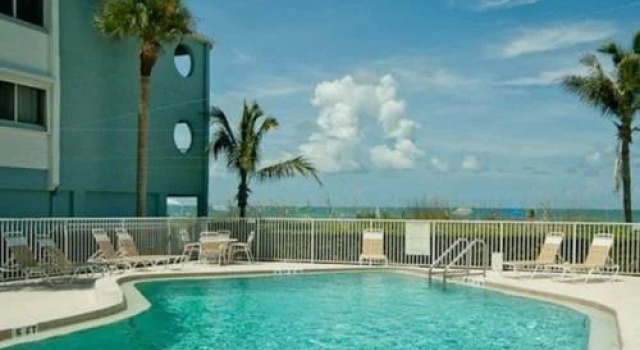 Tiffany Place 213, Забронировать Отель Холмс-Бич Sarasota Area