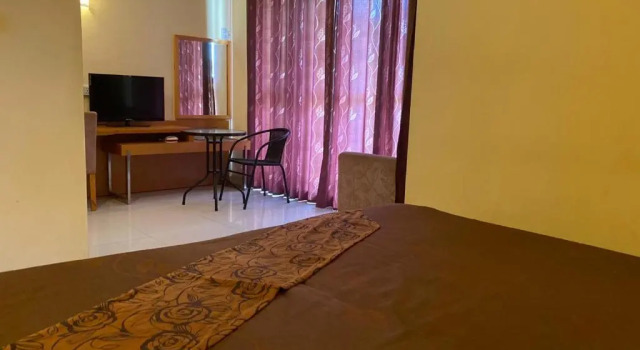 Студия с балконом и с красивым видом из окна Monalysa St Honore Apartment & Studios Grand Bay