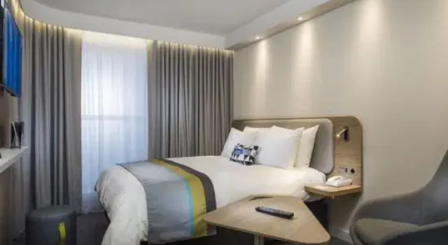 Номер Standard Holiday Inn Express & Suites Barcelona - Sabadell by IHG