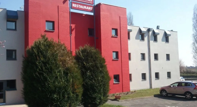 Brit Hotel Baillet en France, Varaa Hotelli  