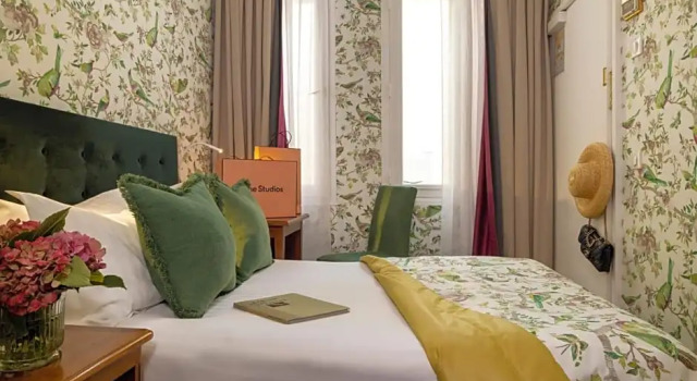 Номер Standard Hôtel Le Regent Paris