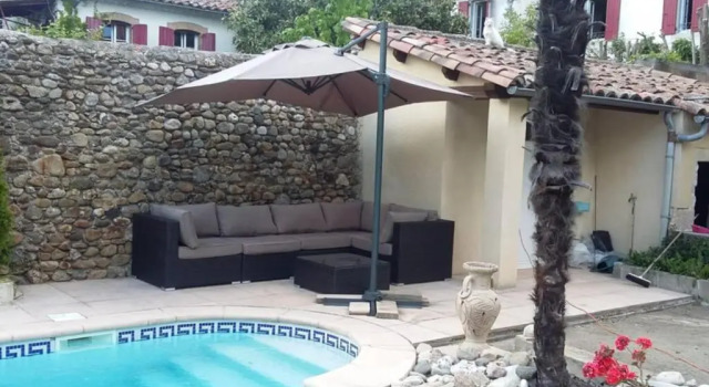 Апартаменты St Jean du Gard : Spacious Apartment with Use of Pool
