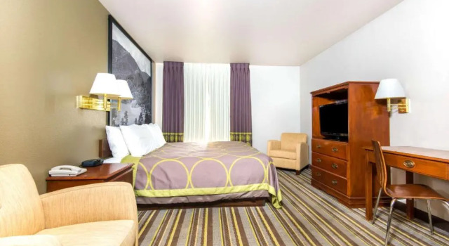 Номер Standard с видом на горы Super 8 by Wyndham Buena Vista