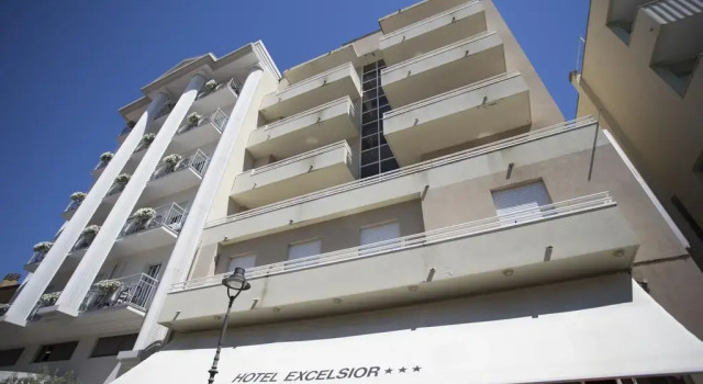 Hotel Excelsior, Book Hotel Gabicce Mare 