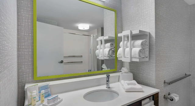 Двухместный номер Standard Hampton Inn Utica