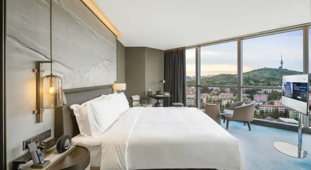 Двухместный номер с видом на горы Qingdao Haitian Hotel
