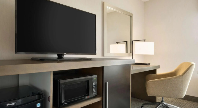 Четырёхместный номер Standard Hampton Inn & Suites Middletown