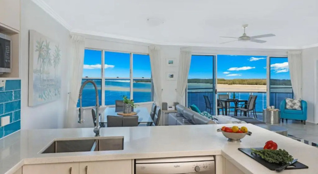 Апартаменты Пентхаус с 2 комнатами с видом на воду Watermark Resort Caloundra