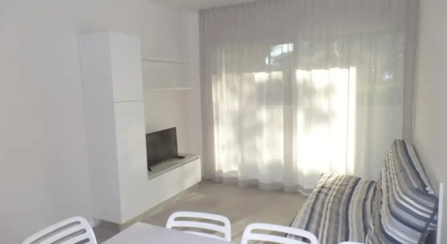 Nice and Sunny Apartment With Balcony in Bibione, Забронировать Апартаменты/квартира Бибионе-Пинеда Венето