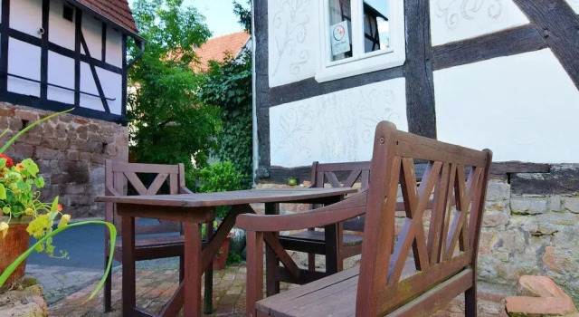 Traditionelles Ferienhaus in Hessen mit Garten, Забронировать Дом для отпуска Виллы земли Гессена, Вилла