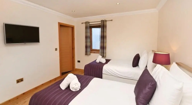 Inverness City Apartment, Забронировать Апартаменты/квартира Отели Инвернесс с парковкой, рядом с Природный заповедник Меркинч, Парковка