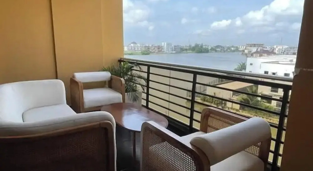 Апартаменты Economy Shortlets Apartment by Tomi