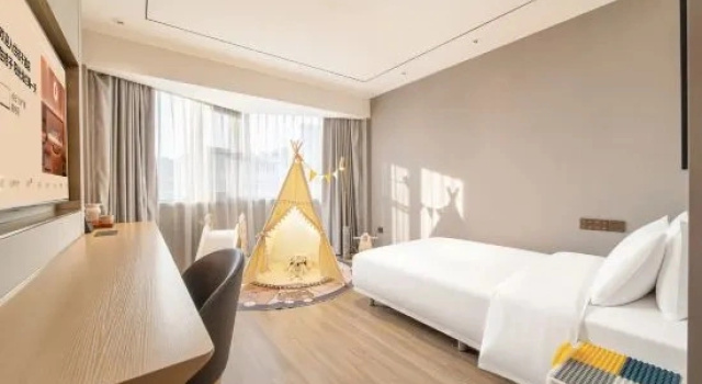 Семейный люкс Orange Luoyang WangchengPark Metro Station Hotel