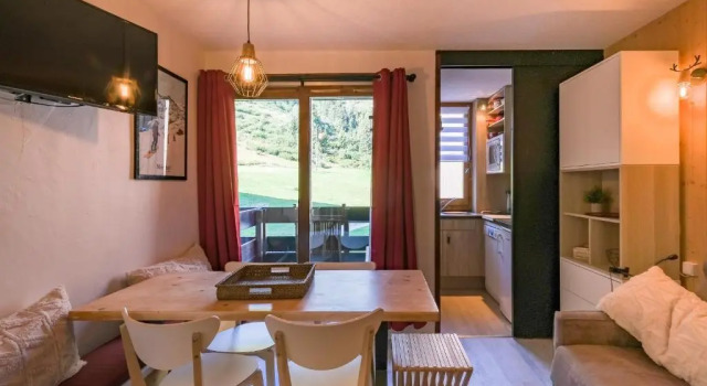 Appartement Les Allues-Méribel, 2 pièces, 5 personnes - FR-1-355-65