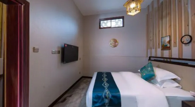 Семейный люкс Luxury Tengchong Heshun Home Inn