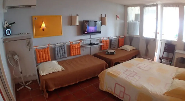 Studio in Saint-françois, With Wonderful sea View, Pool Access, Furnis