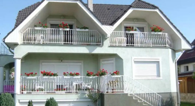 Ludika Vendégház, Rezervovat Hotel Balatonfüred 