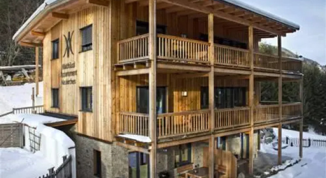 Waldhäusl Appartement Neukirchen, Rezerwuj Apartament Hotele w Salzburg z parkingiem, Parking