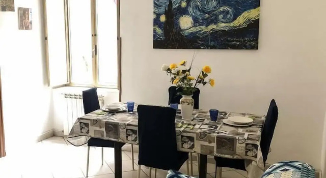 Семейные апартаменты с 3 комнатами с балконом и с видом на город Andrea's House Apartment in the Historic Center of Naples