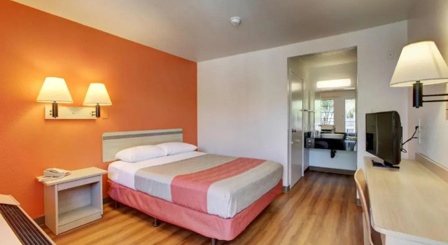 Двухместный номер Standard Motel 6-Bellflower, CA - Los Angeles