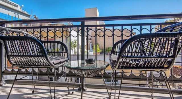 Студия Deluxe с балконом Mc Queen Boutique Apartments