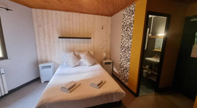 Двухместный номер Standard с балконом и с красивым видом из окна Hotel Le Beau Site