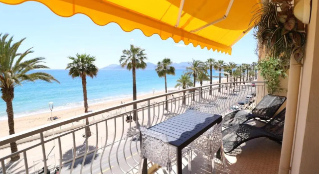Beautiful 3 bedroom. Direct sea view. 401, Забронировать Апартаменты/квартира Апартаменты Канн, рядом с Музей Кастре, Апартаменты/квартира