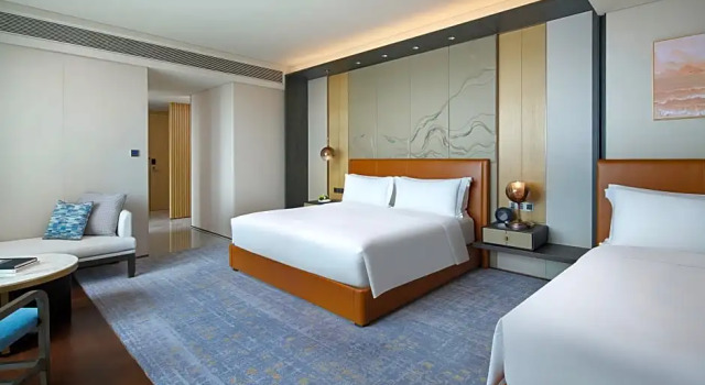 Трёхместный номер Premium с видом на город InterContinental Zhuhai by IHG