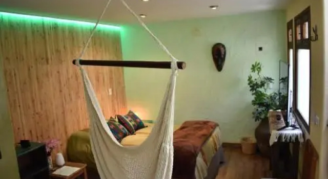 Terraza Suites - Adults Only, Забронировать Отель Сан-Кристобаль-де-лас-Касас Чьяпас, рядом с Central Plaza &amp; Park