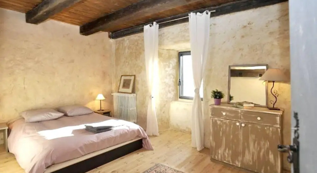 House With 4 Bedrooms in Saint-georges-de-lévéjac, With Wonderful Moun, Rezervasyon Otel Massegros Causses Gorges 