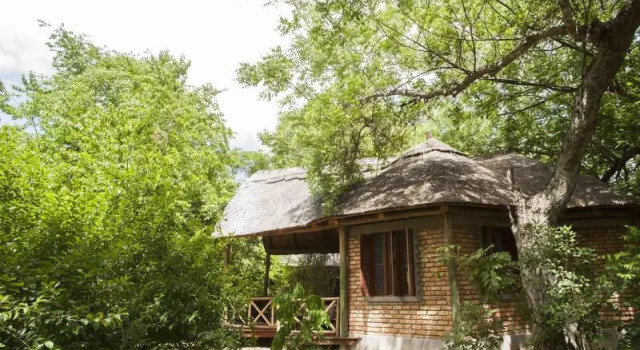 Коттедж Отель Selous Kinga Lodge