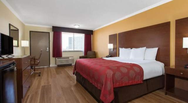 Номер Standard с видом на город Ramada by Wyndham Tampa Westshore Airport South