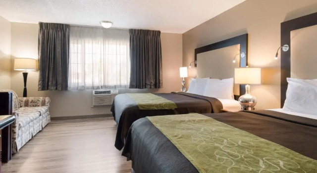 Двухместный семейный люкс Rodeway Inn & Suites Portland West - Beaverton